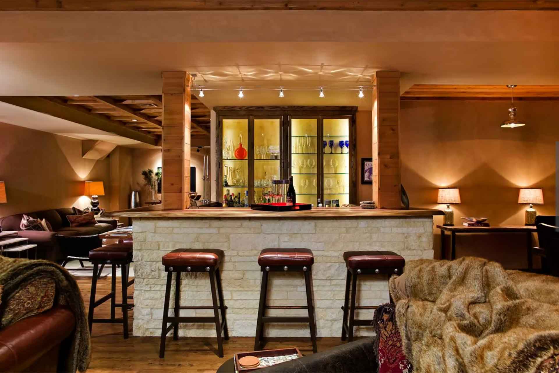 Basement-Bar-and-rec-area